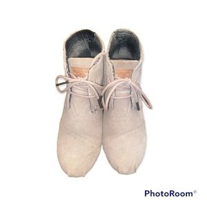 TOMS Suede Leather Ankle Booties - Size W 6.5 Gently Used